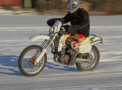 motorcykel på isbana